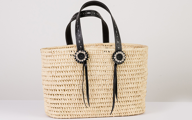 Cesta de mano español negra