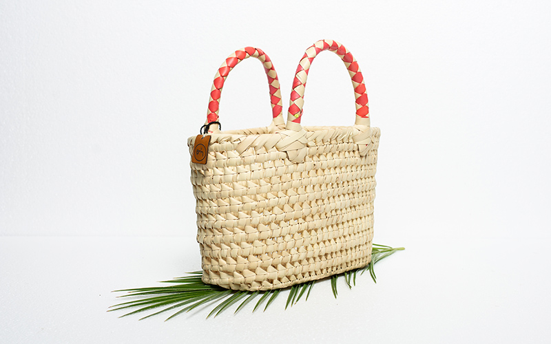 Mini cesta de mano asa naranja 3