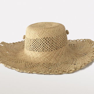 Sombrero de encaje